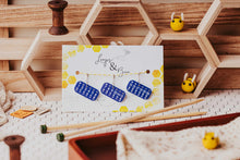 Load image into Gallery viewer, Knitting Needle Minder Set
