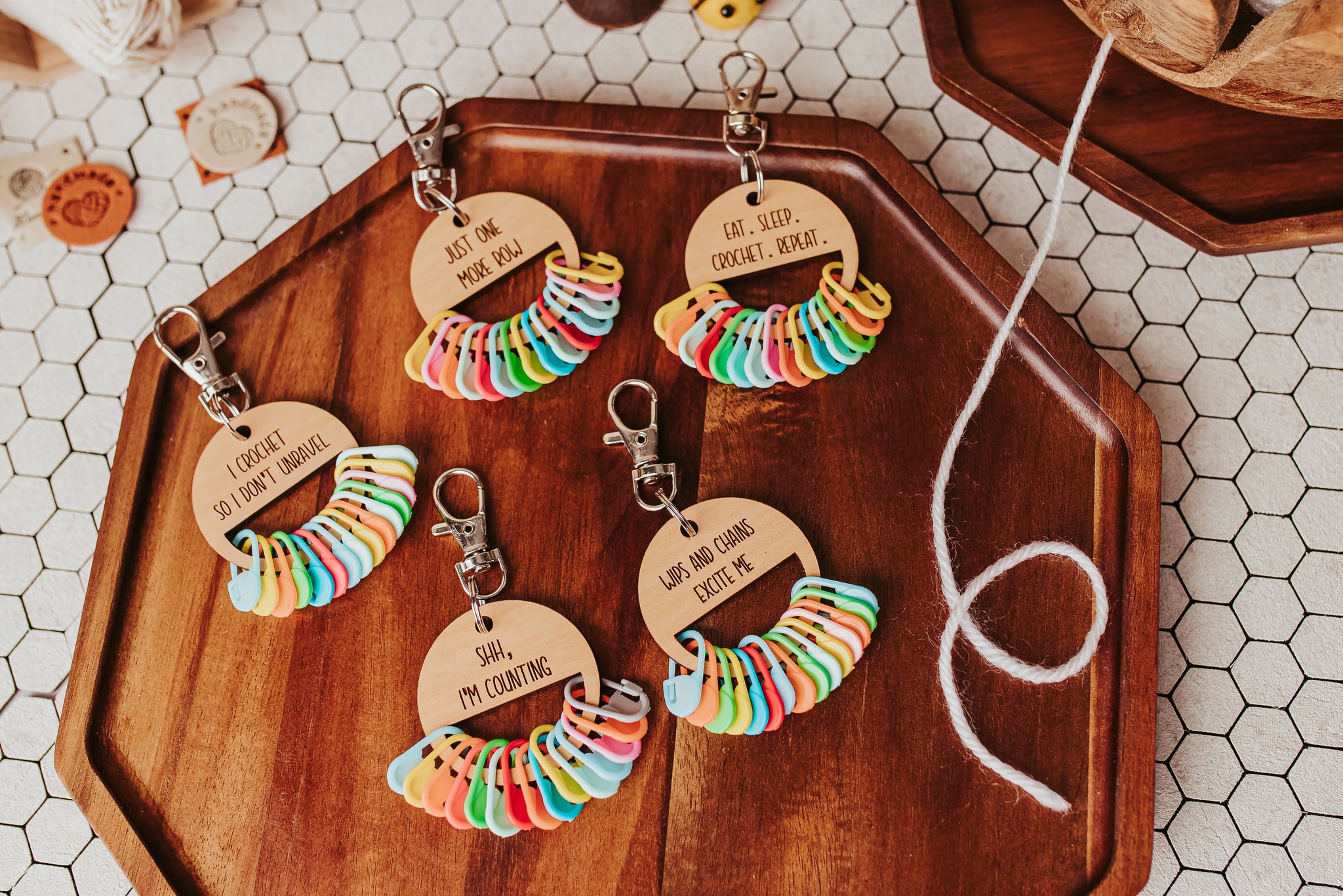 Keychain Marker Stitch Marker Holder with Keychain – Loops & Bee