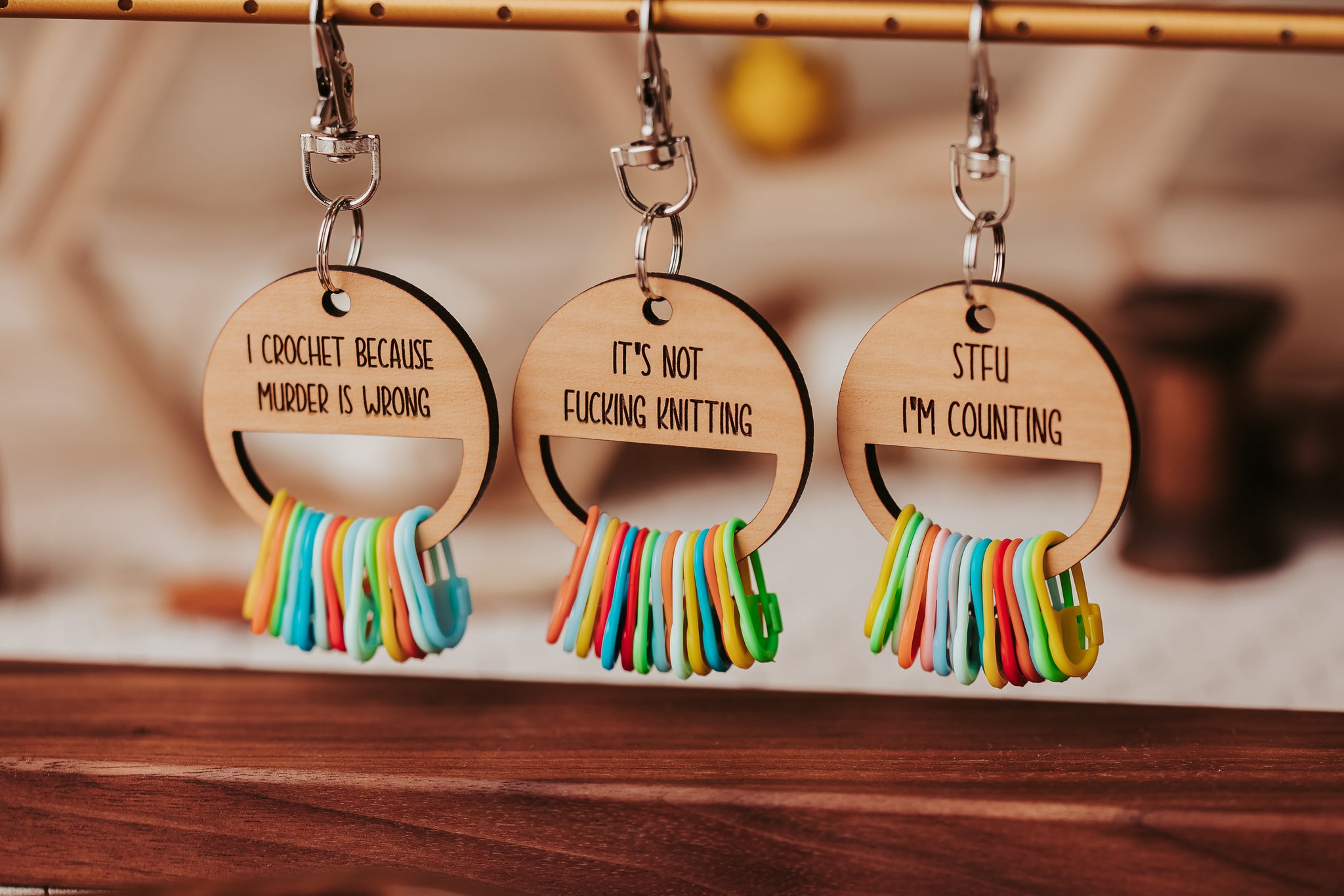 Keychain Marker Stitch Marker Holder with Keychain – Loops & Bee