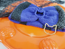Load image into Gallery viewer, Halloween Acrylic Shapes - Loops &amp; Bee

